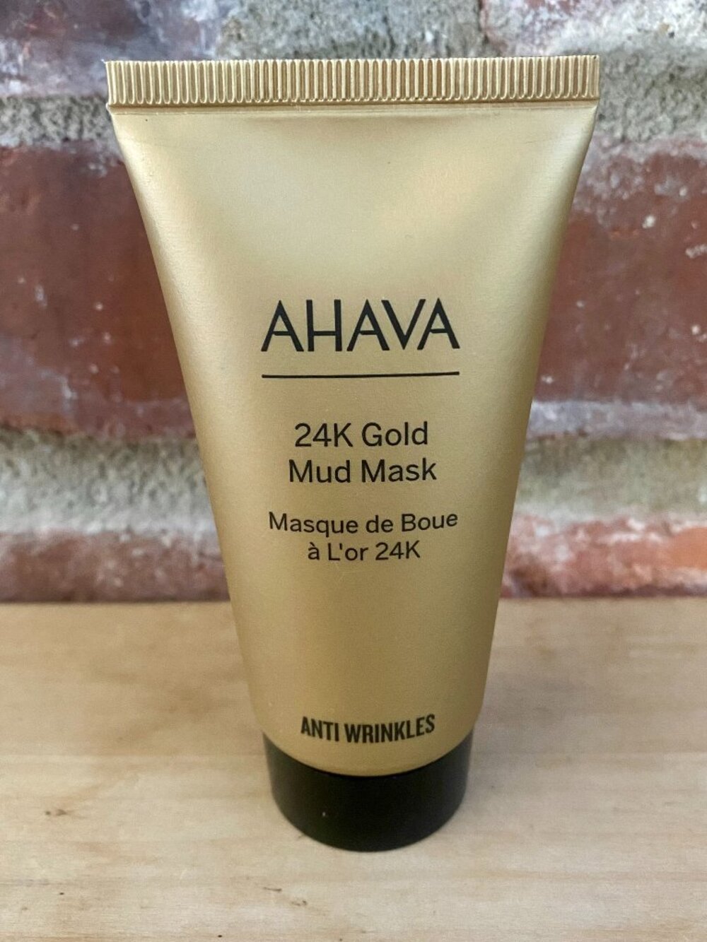 Ahava 24K Gold Mud Mask, Anti Wrinkles, 50mL, Sealed, NEW.          Luxury mud m